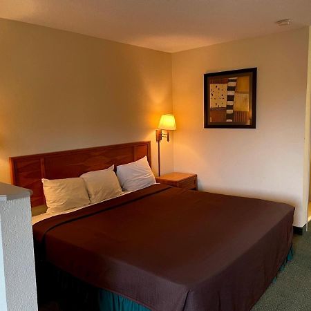 Travelers Inn & Suites Sumter Luaran gambar